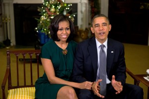 President-Barack-Obama-and-First-Lady-Michelle-Obama-say-Merry-Christmas1